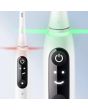 Periuta de dinti electrica Oral-B iO8 cu Tehnologie Magnetica si Micro-Vibratii, Display led, Timer, 6 moduri, 1 capat, Incarcator magnetic, Trusa de calatorie, Alb