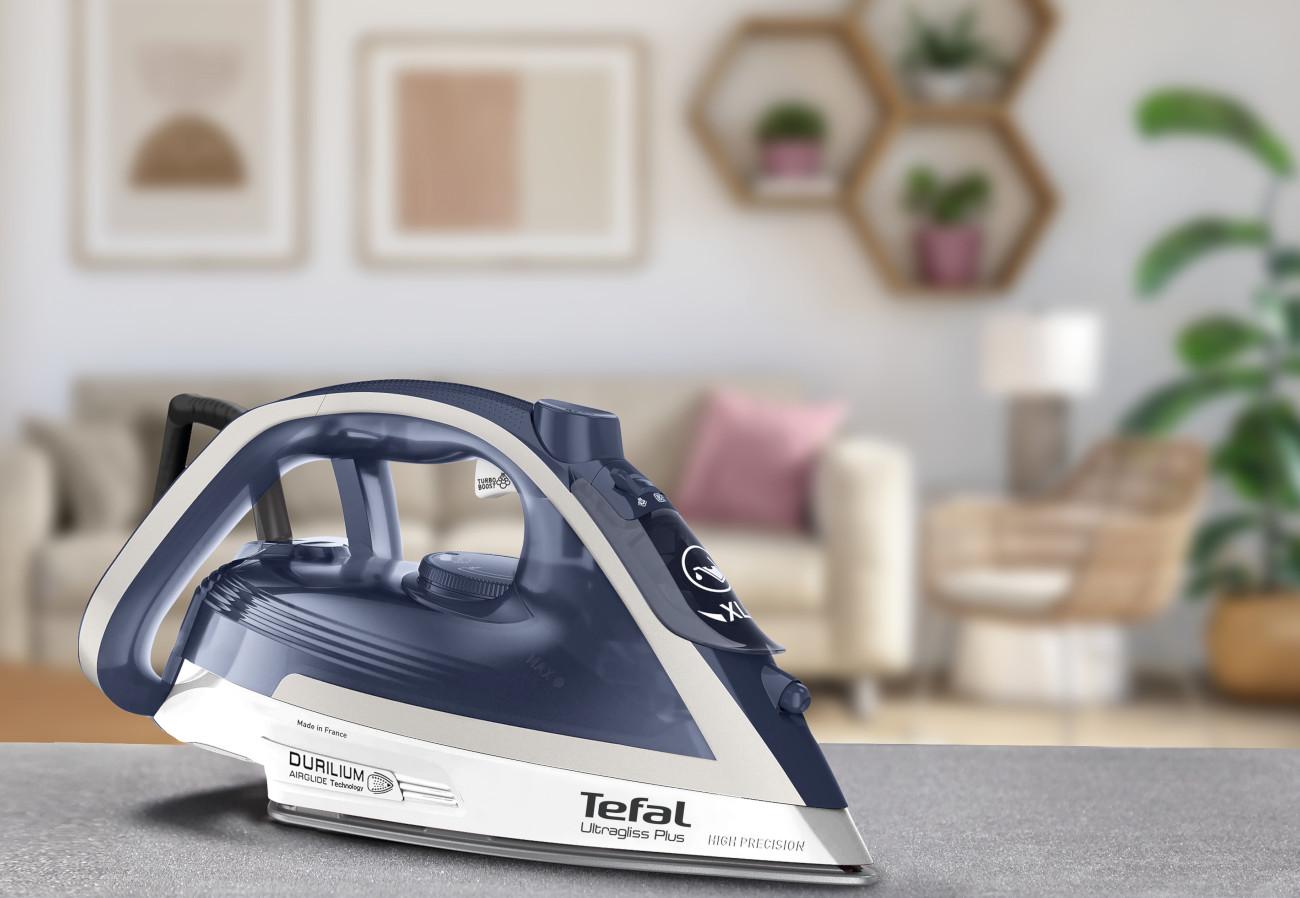 Fierul de calcat Tefal UltraGliss Plus: Rezultate perfecte, putere de lunga durata