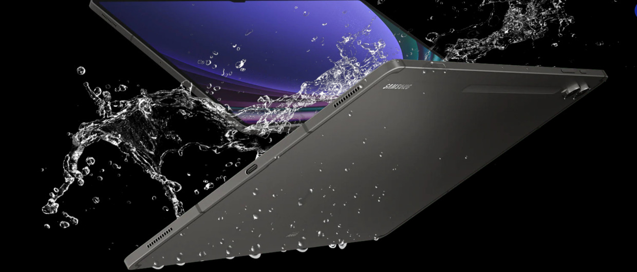 Prima tableta Galaxy S rezistenta la apa si praf